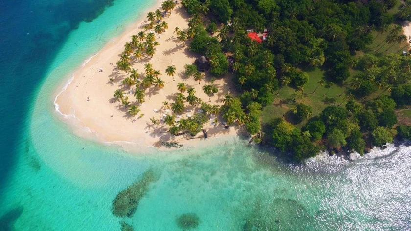 Dominicana colonial y Samaná natural